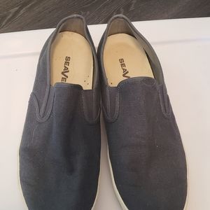 Seavees slip on shoes